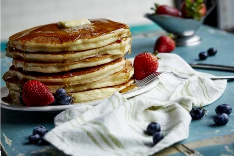 Sabrina's Café is Giving Away Free Pancakes to COVID Heroes 